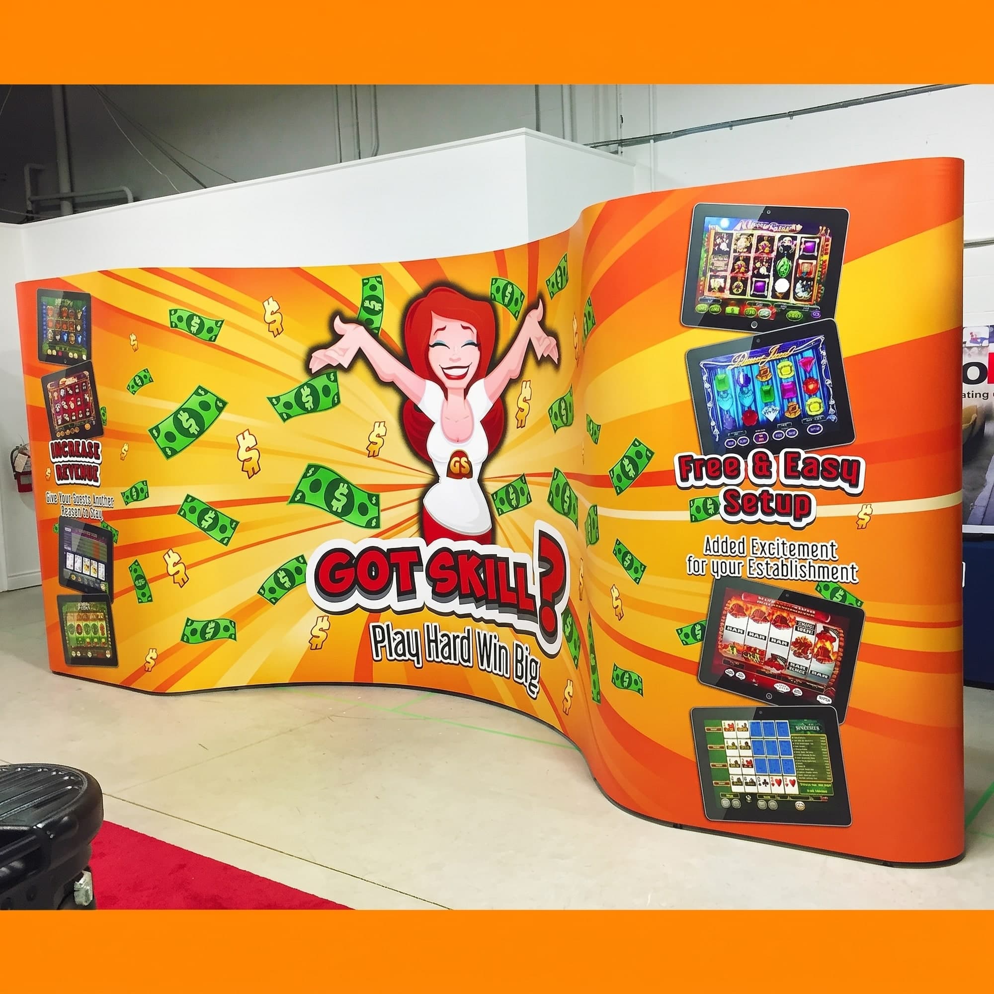 Custom branded exhibit environment built for Marketlytics